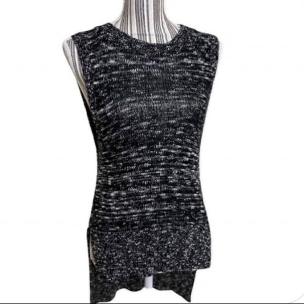Express Knit Black & White High Low Womens Sweater Shirt Size Small
